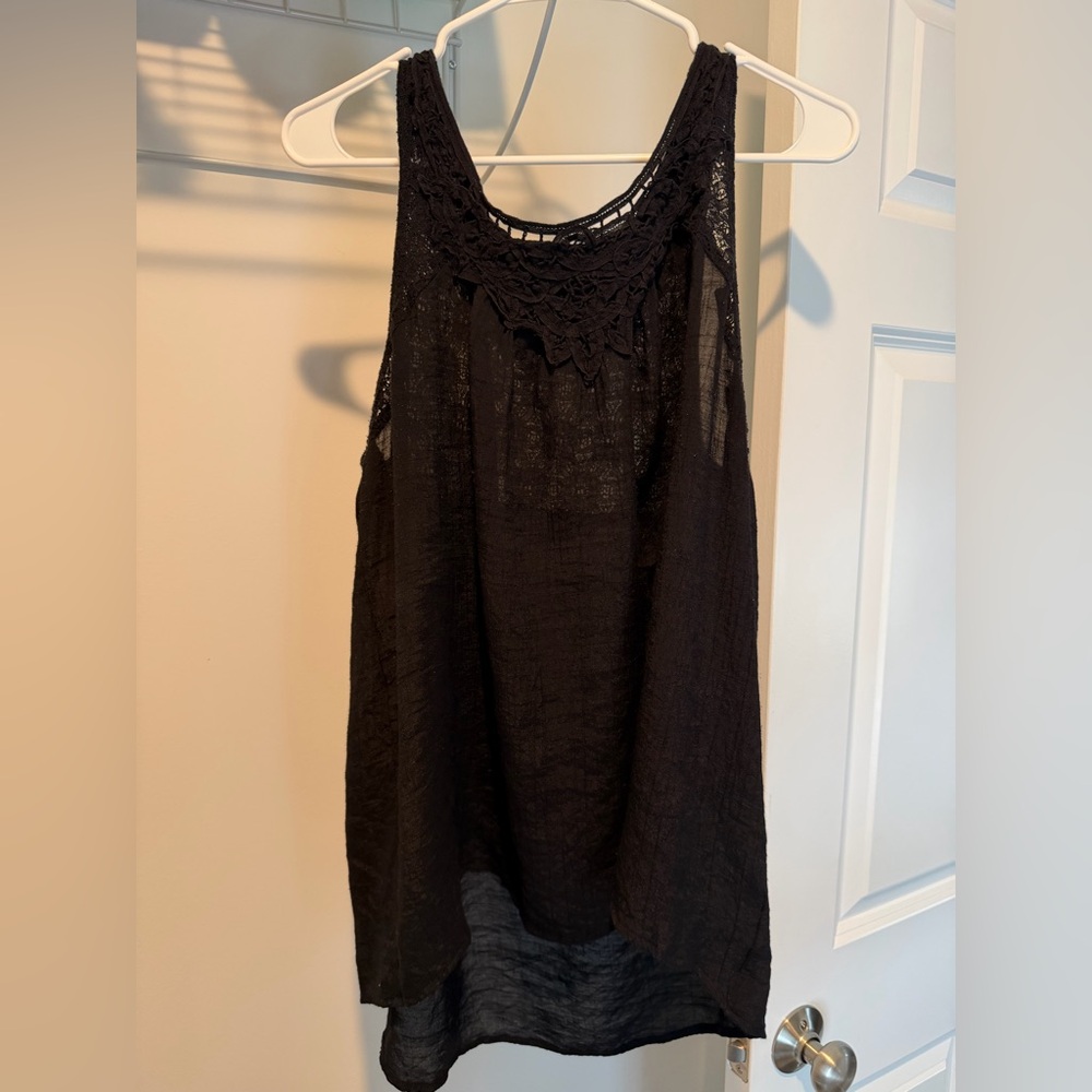 Black crepe tank top with lace detail
